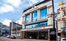 Hotel Vyshak Residency